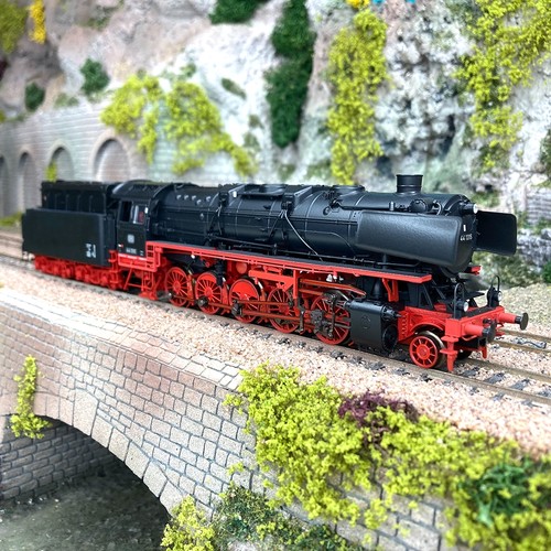 Locomotive vapeur BR 44 1315 DB, Museum, Ep III et IV, digital son - TRIX 22989 | Condition: Neuf