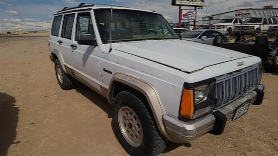 Used Rear Left Door Window Regulator Rear fits: 1993 Jeep Cherokee electric Rear - Image 2 of 4