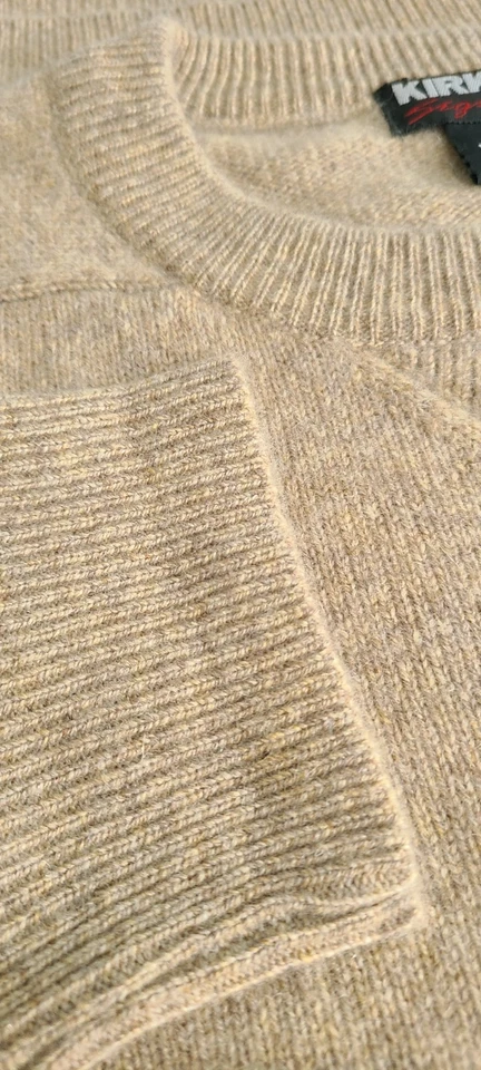 Kirkland Signature Sweater Men's 2XL 100% Cashmere Round Neck Knit Beige Tan - Image 4 of 4