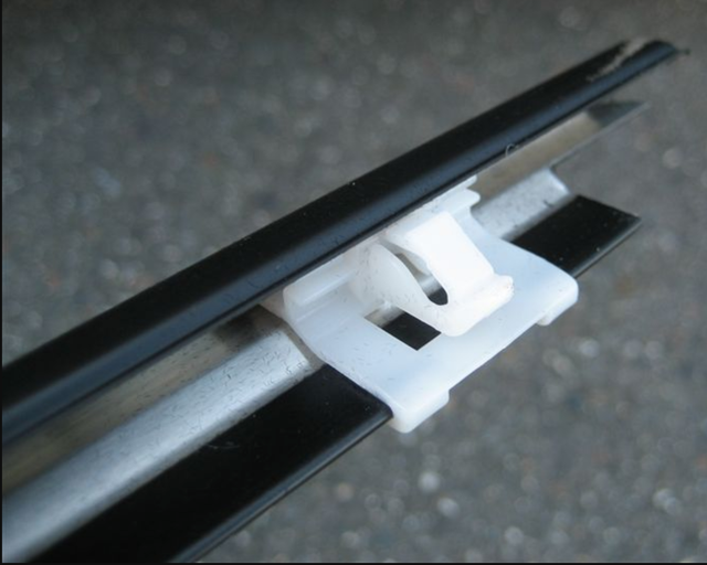 HONDA GENUINE OEM 9295 CIVIC DOOR WINDOW MOLDING ASSY BELT WEATHER