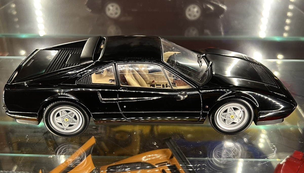 Ferrari 328 GTB Black 1/18 KYOSHO no 308 208 288 GTO GTS Ferrari 328 GTB Black 1/18 KYOSHO no 308 208 288 GTO GTS