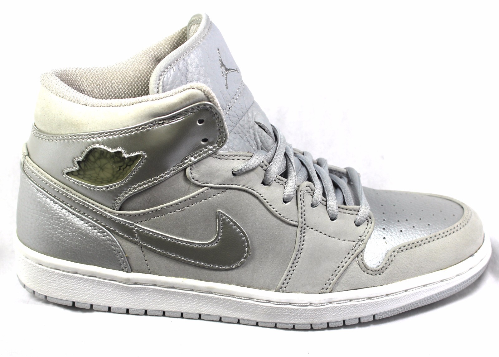 Nike Air Jordan 1 Retro + 13602018 001 DS2018 Rare NumbeRouge LTD Exclusive BNIB NEW Nike Air Jordan 1 Retro + 13602018 001 DS2018 Rare NumbeRouge LTD Exclusive BNIB NEW