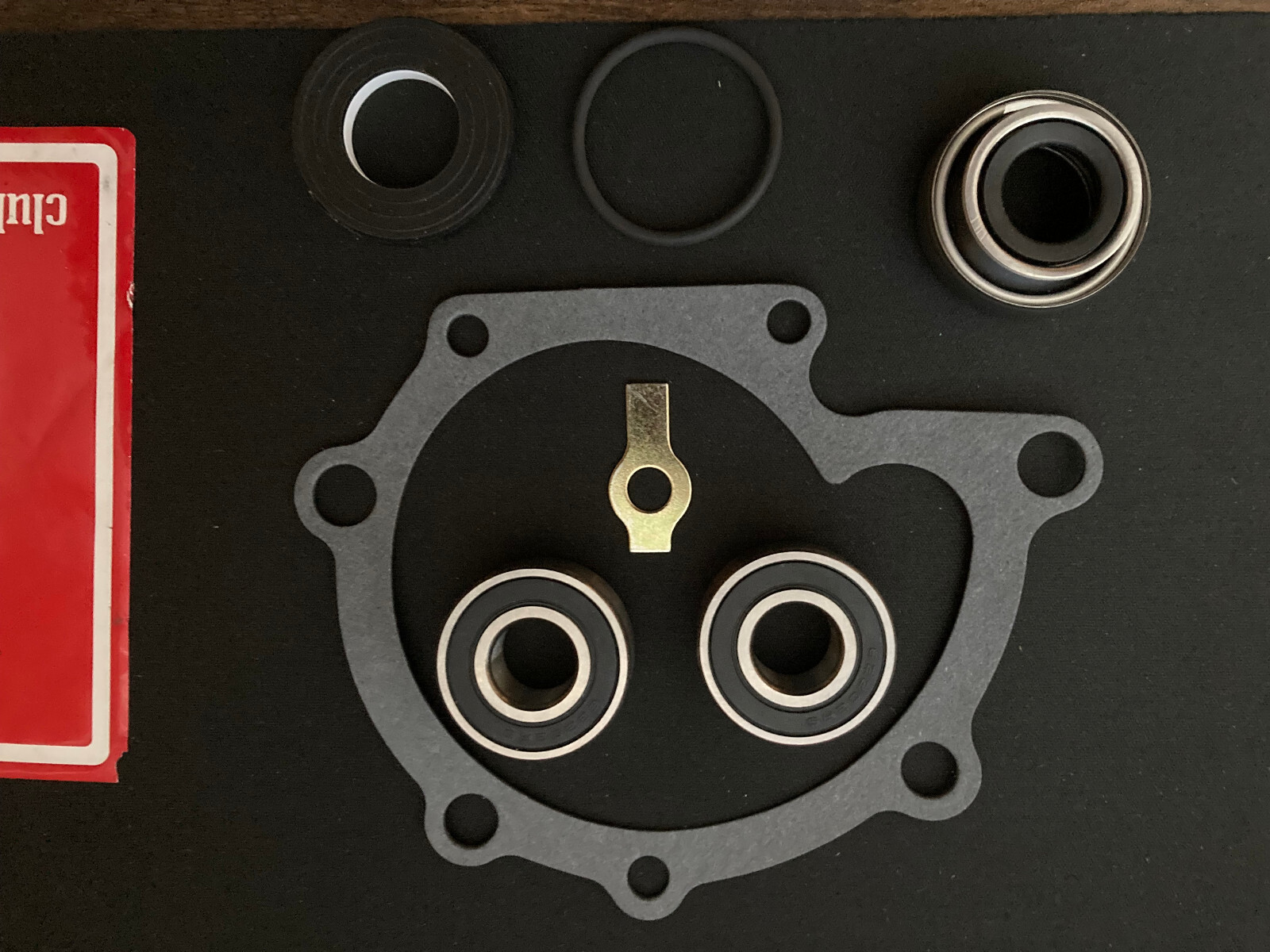 308 -328 Gts Ferrari water pump kit small bearing pump Oem.
