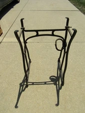VINTAGE CAST IRON BASE FOR WHEELER @ WILSON SEWING MACHINE PART TABLE