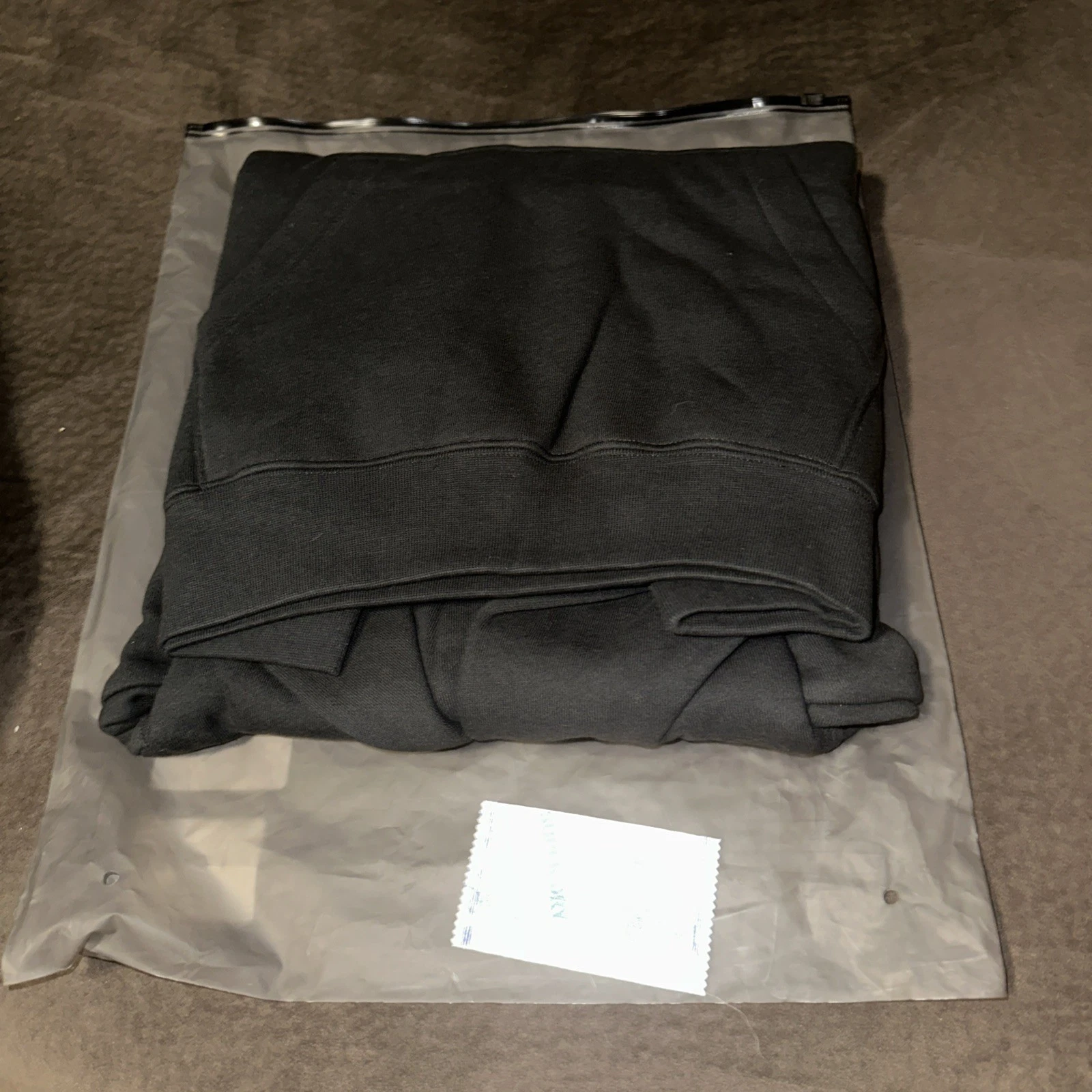 Felpa con cappuccio taglia XS Jet nera NUOVISSIMA Fear of God Essentials 100% autentica