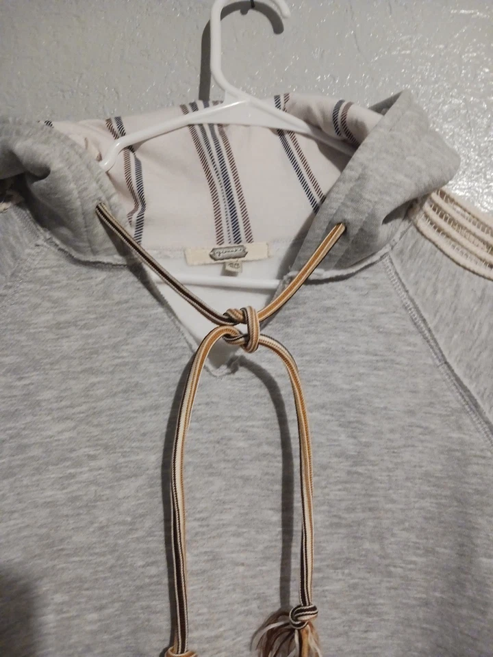 Женская толстовка с капюшоном GIMMICKS By BKE размер XS пуловер на шнурке с ткаными рукавами  - Изображение 2 из 4