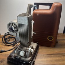 Revere 8mm Projector Model P-90 with Case And Power Cord Tested And Works Greats