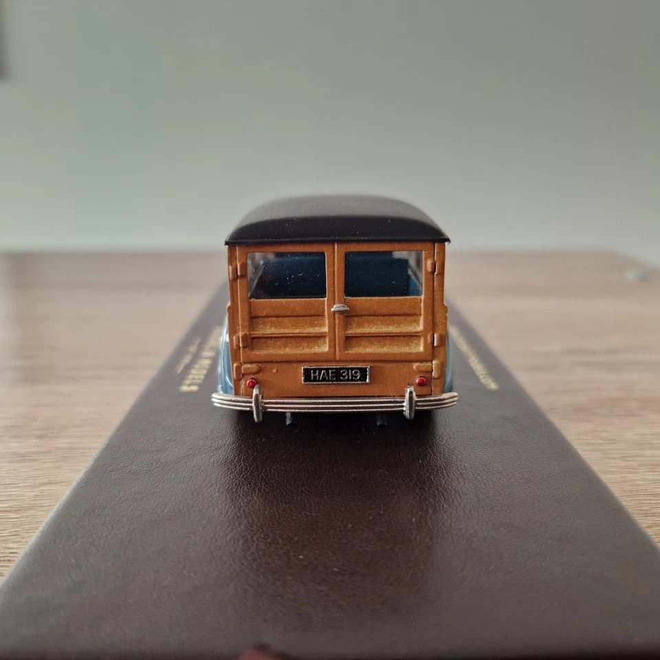 Lansdowne Models LDM116a 1952 Ford Pilot Station Wagon Winchester Blue - Image 3 of 4