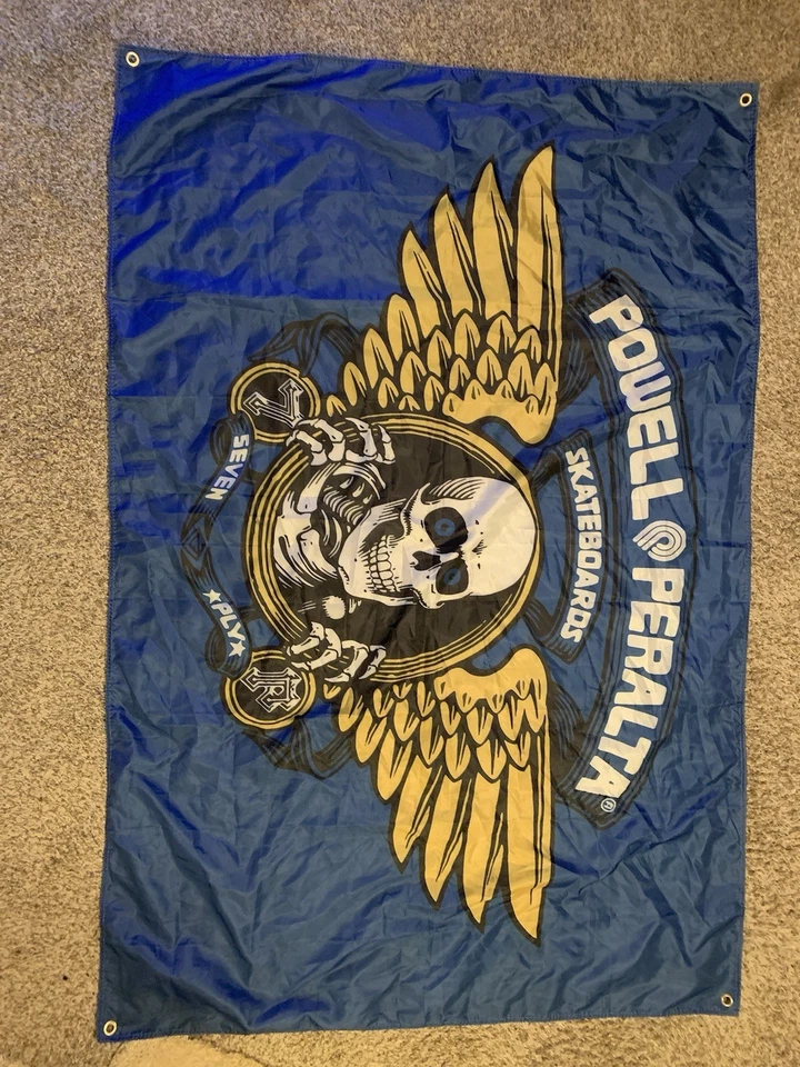 Powell Peralta Winged Ripper 68” x 45” Skateboard Banner/Bandera Foto 2 de 2