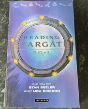 Reading Stargate SG-1 by Lisa Dickson and Stan Beeler (2006, Trade Paperback)