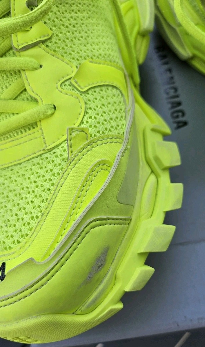 BALENCIAGA TripleS オールネオンイエロー ダッドスニーカー BALENCIAGA TripleS オールネオンイエロー ダッドスニーカー 超