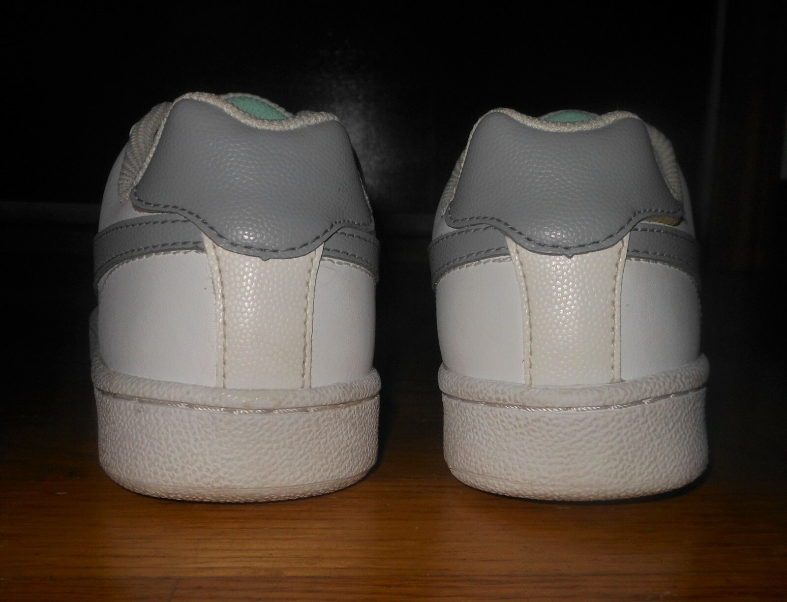 Nike Court Majestic women's tennis shoes Size 7 M E… Gem