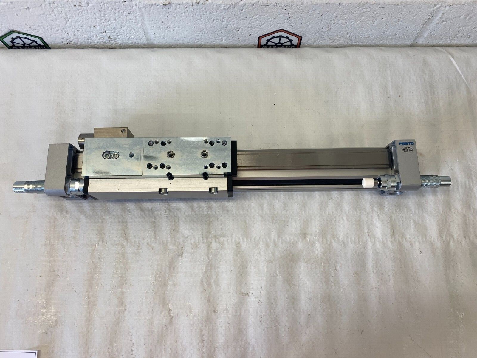 Festo DGC-25-180-KF-YSRW-A-1H-PN Linear Drive
