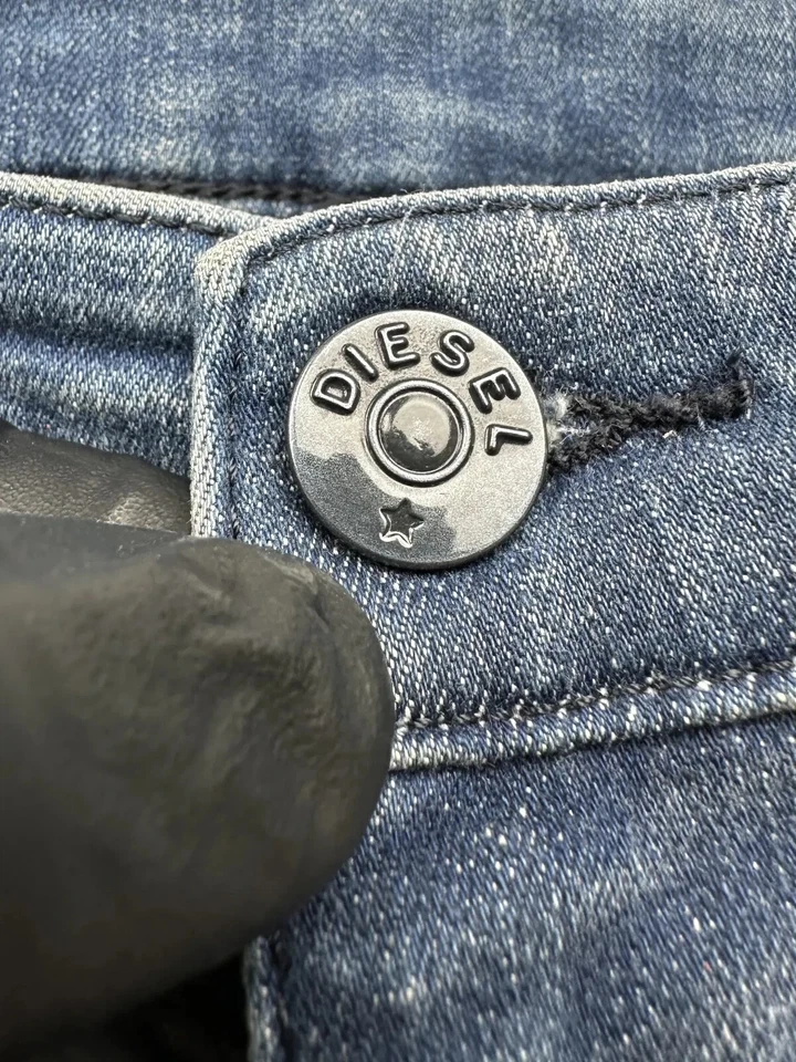 Minifalda Diesel vintage con detalles de cuero para mujer talla 29 Foto 4 de 4