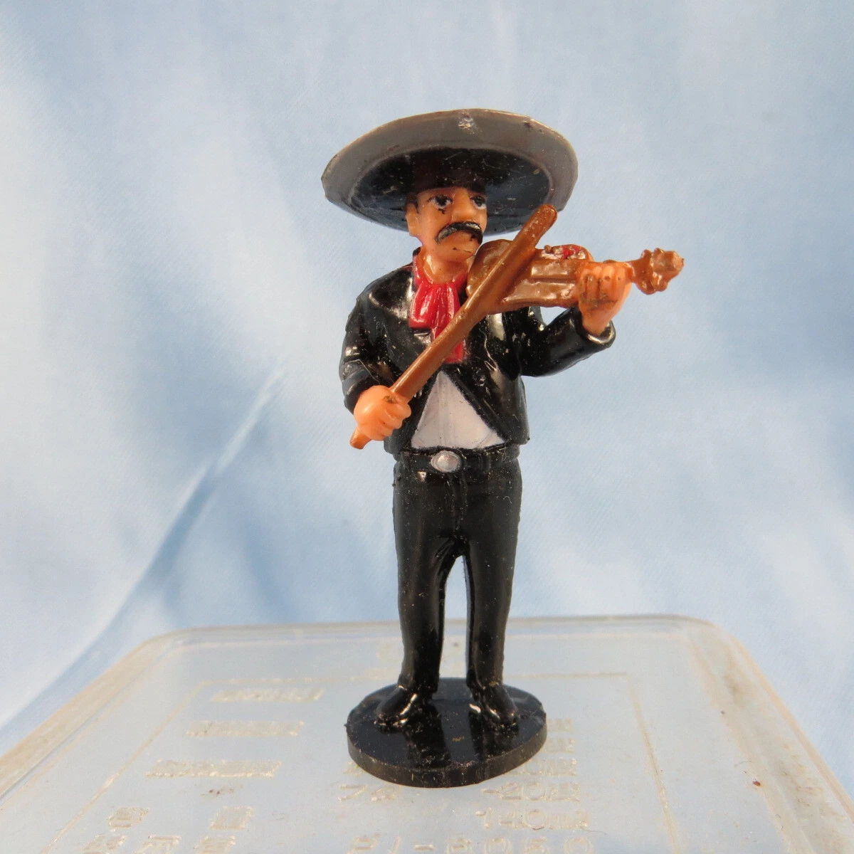 HOMIES Figure Mariachi PEDRO Figure Playing Violin Mexican Hat eBay