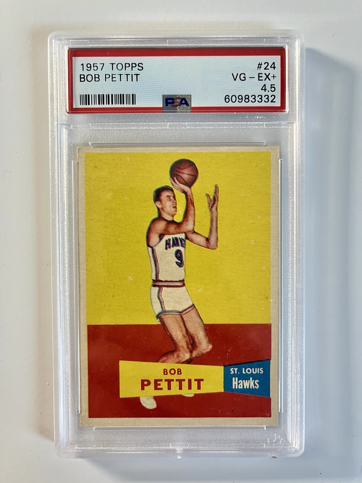Bob Pettit Rookie Card RC 1957 Topps NBA #24 PSA 4.5 VG-EX+ CENTERED HOF Iconic