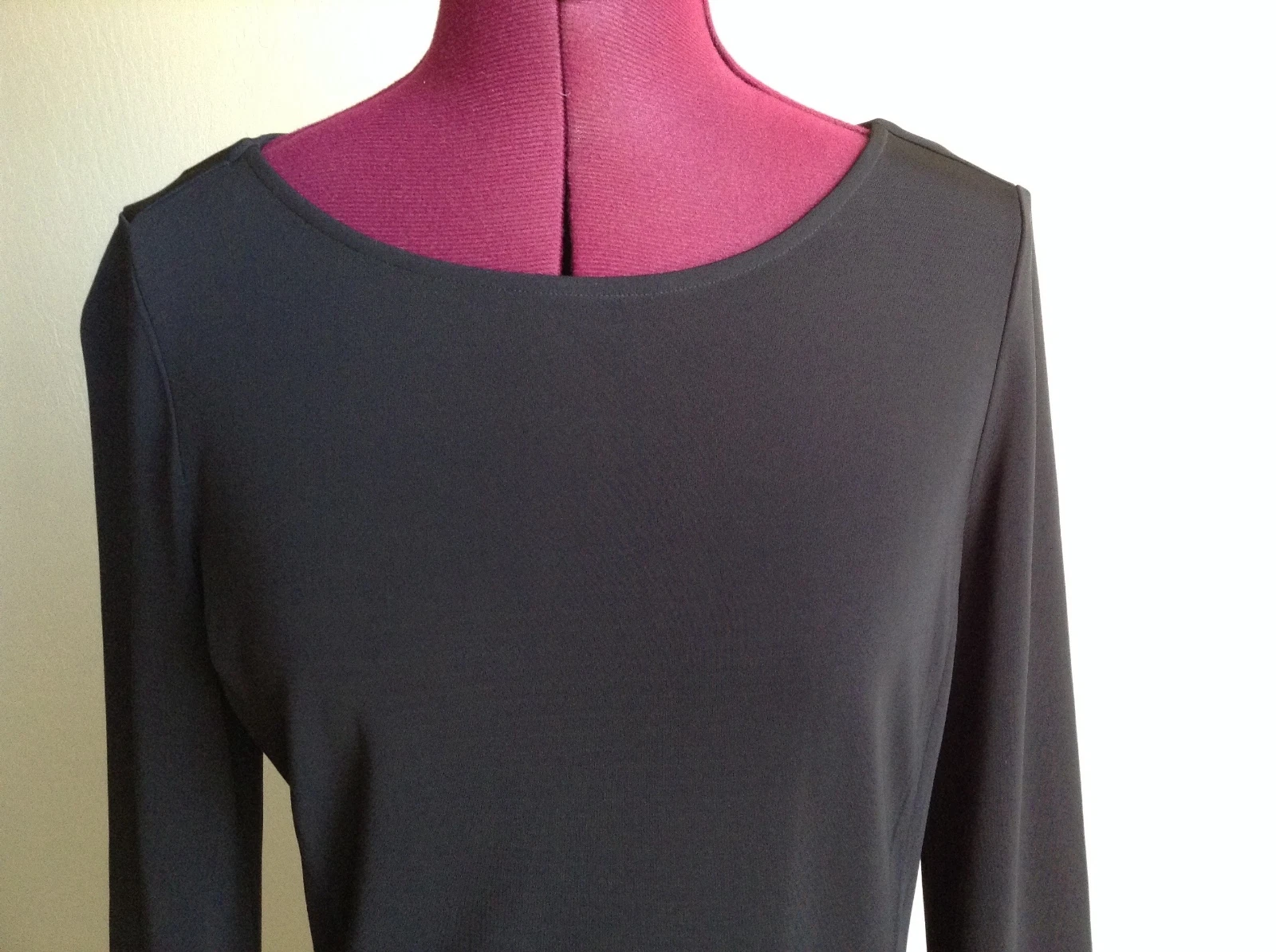 Abito nuovo con etichette Tory Burch $295 'Foster' orlo increspato * nero * medio * ESAURITO