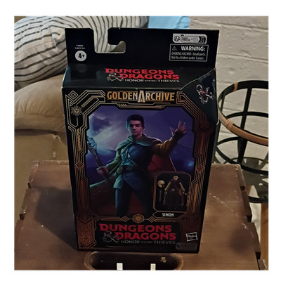 Hasbro Dungeons & Dragons Golden Archive Simon Figure w/ Staff Helmet 4+ PF READ