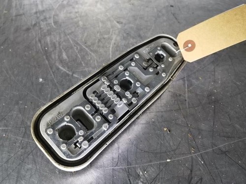 Phares Arrière Gauche Pour Renault Twingo 1 Phase 2 - Référence 7700426320 - Occasion (état Bon)