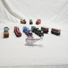 2018 Diecast Thomas the Train  Friends Helicopter, 7 Trains,  6 Cars Lot of 14