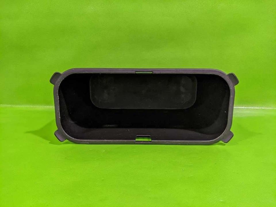 13-23 RAM 1500 REAR FLOOR STORAGE BIN OEM 4246-26 Foto 2 de 4