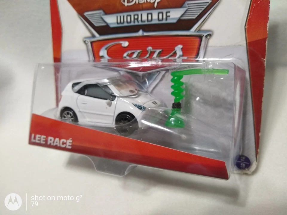 Disney Pixar CARS 2 MOVIE LEE RACE - Mel Dorado Show *CHASE* Diecast ⚪ - Image 3 of 4