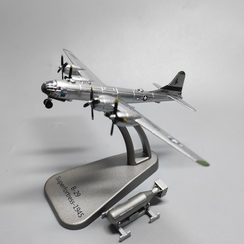 1:300 Scale Alloy Diecast Military Model USAF B-29 Superfortress Bomber Aircraft - Picture 14 of 15