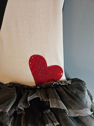 OHH! LA LA Couture Girls Black & White Tulle Tutu Red Sequin Heart Dress size 6 - Picture 3 of 8