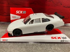 SCX 1/32 Scale NASCAR COT Analog White Body Unpainted W/FR42 Hop up motor - New