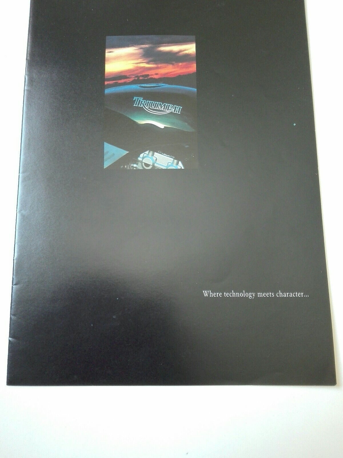 Catalogue Moto Triumph Gamme 1990 rare livret technique de 24 pages en version allemande