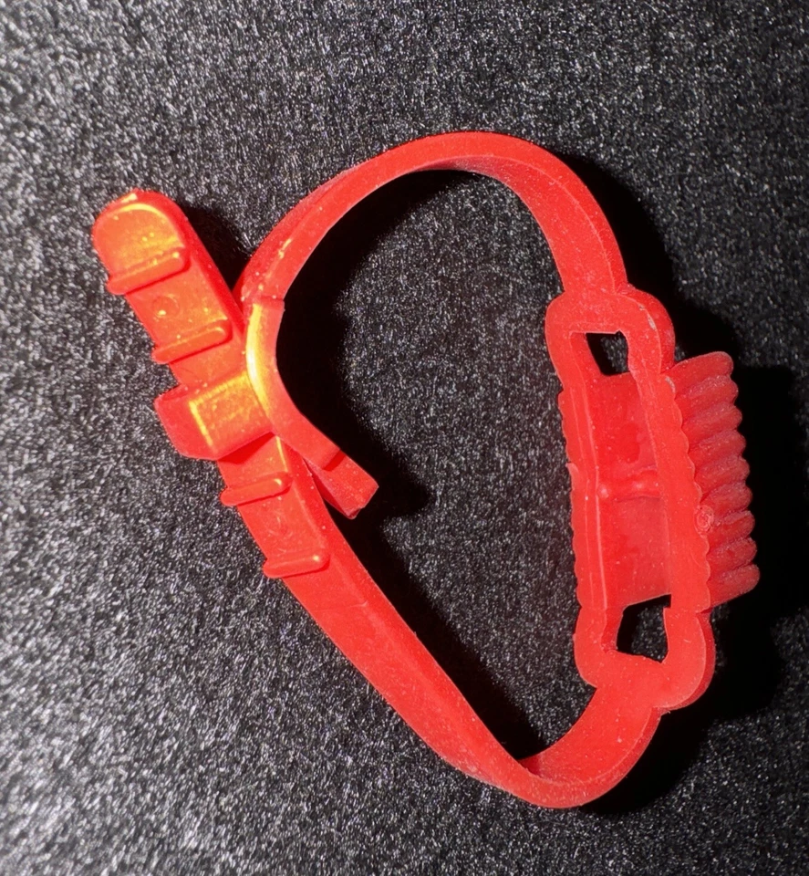 COLECO VTG 1985 RAMBO FORCE OF FREEDOM BLACK DRAGON NINJA SWORD BELT ACCESSORY - Image 2 of 4