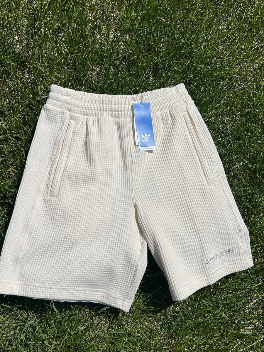 60 Small adidas Originals Tonal Waffle Shorts HP0424 Cream Off White