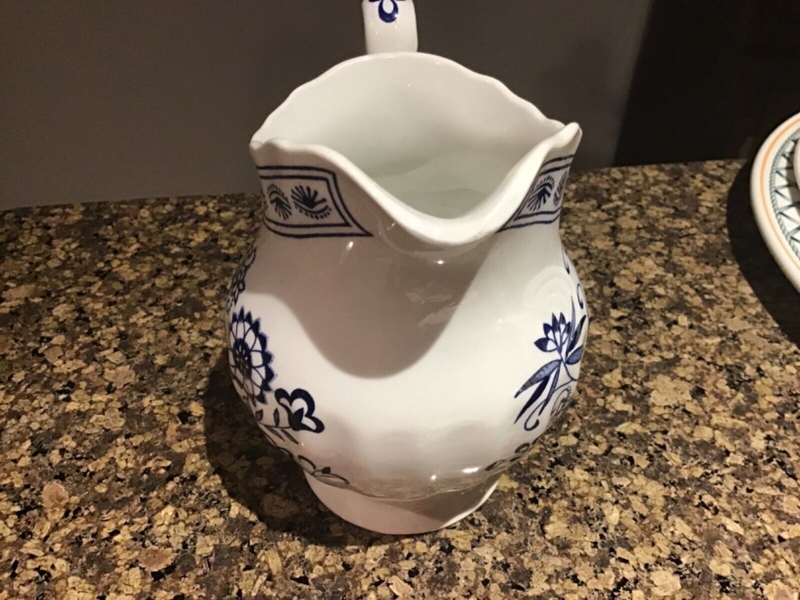 Picture 2 of 5