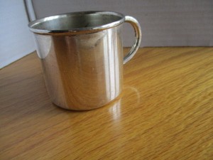 SILVERPLATE CHILDS CUP MUG