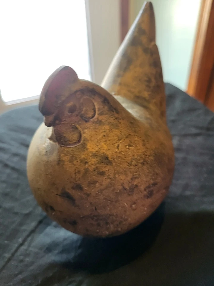 ESCULTURA JAPONESA DE HIERRO FUNDIDO DE COLECCIÓN GALLINA BELLAS ARTES DECORATIVAS JAPÓN SIGLO XX. Foto 2 de 4