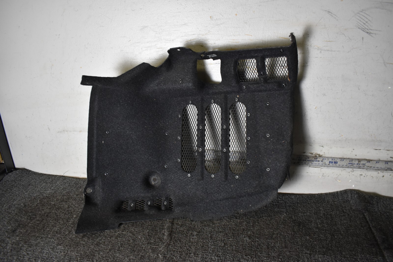 17-22 Ferrari 812 Superfast/GTS Rear Shield Right Rear Wheel Bay 89055900 OEM