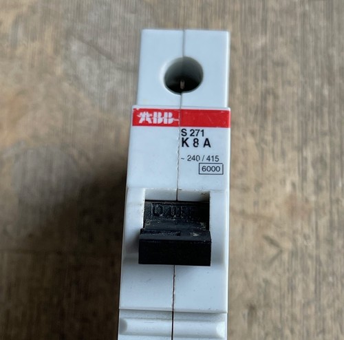 ABB S271 K8A CIRCUIT BREAKER 8A 240/415V 1 POLE - Picture 2 of 5