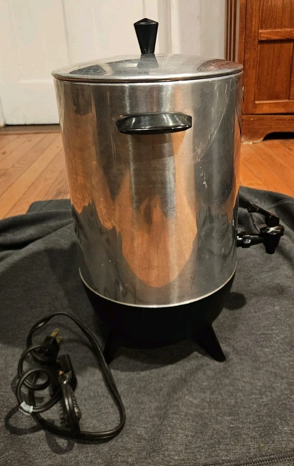 Percolador eléctrico vintage Mirro Matic M-0130 con caja Foto 3 de 4