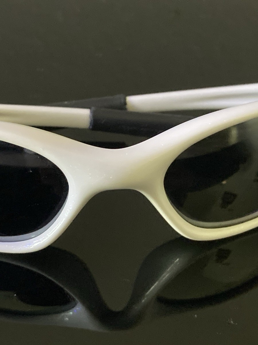 Oakley Sunglasses Vintage 90s Minute 1.0 Pearl White Rare W/case