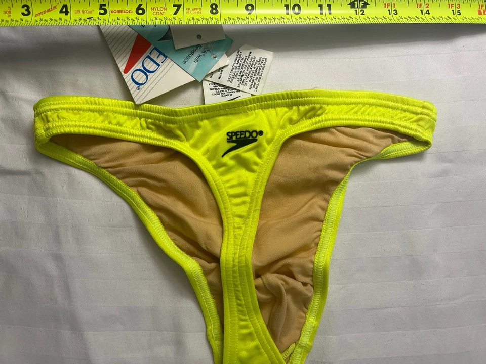 Maiô Tanga Masculino Vintage Fluro Amarelo Speedo - Médio - Novo Com Etiquetas - Imagem 3 de 4