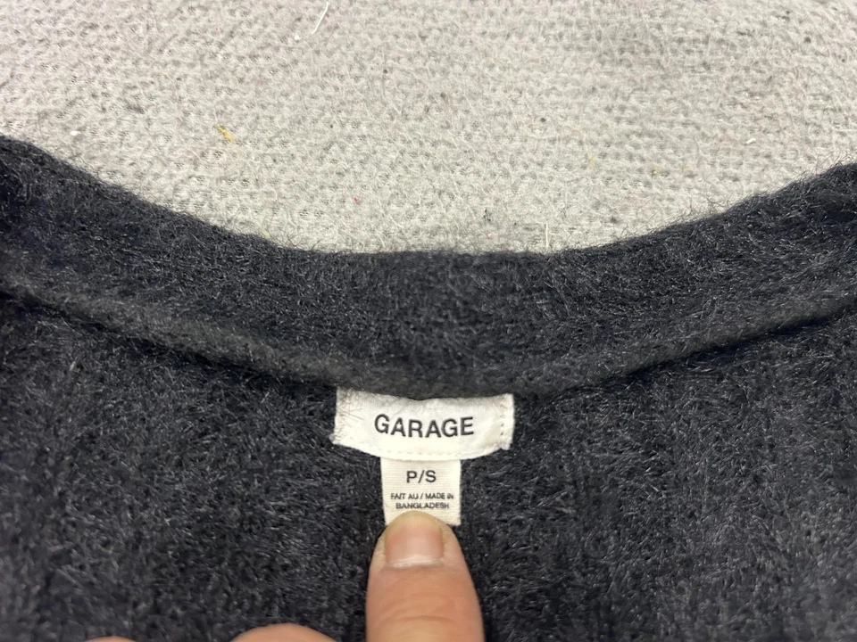 Suéter de garagem feminino pequeno preto difuso cropped cardigã coquette Y2K grunge macio - Imagem 3 de 4