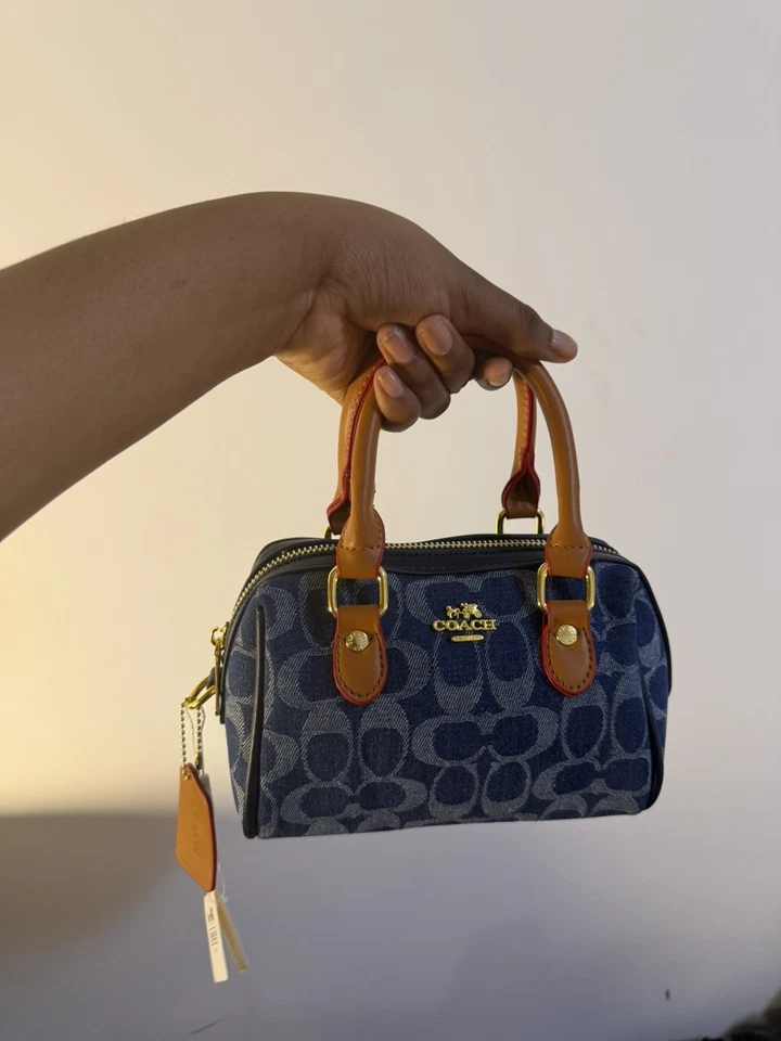Coach Mini Rowan Denim Signature Bleu – Bandoulière incluse – Neuf - Photo 2/4