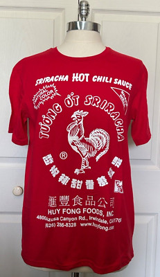 Sriracha Hot Sauce Bottle Label Logo Red Men's Graphic SS T-Shirt NWT Sz Small
