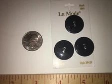 La Mode Navy 22mm - 7/8" Flat Backed 3 Shiny Two-Hole Buttons, New on Card