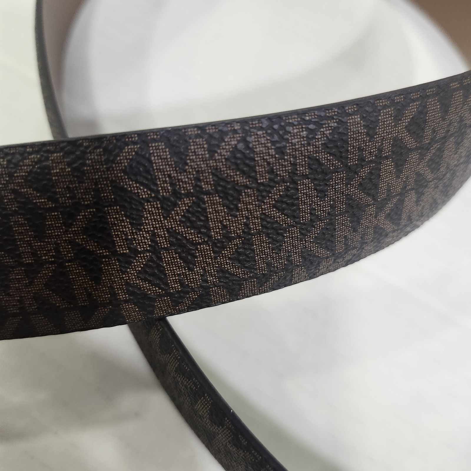 New MICHAEL KORS MK LOGO Adjustable Belt  Reversible BROWN/MK logo  BuckleSz S thumbnail 3