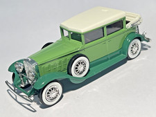 Solido Age d'or 1:43 Scale #4085 Cadillac 452 A - Green