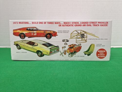 MPC '73 MUSTANG CUSTOMIZING KIT 1/25 SCALE MODEL KIT New Factory Sealed - Picture 4 of 5