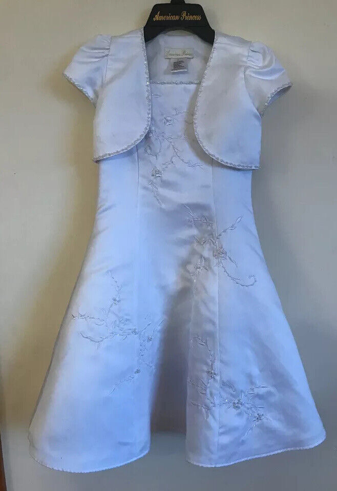 First Comunion Embroidered Dress White size 7 Girls Pre-Owned A1