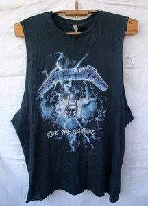 t shirt metallica h&m