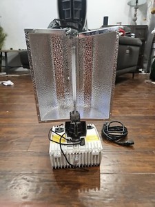 Gavita SL2 1000e DE 208-240 Volt HR96 - 1000W Slim Line (With Bulb)